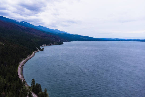 istock Lake Road in Wild Montana 1407912751