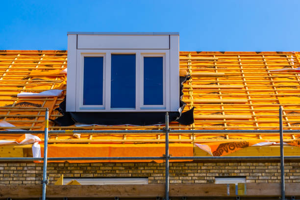 rooftop being prepared for roof tiling, Rucphen, The Netherlands, 6 may, 2022 rooftop being prepared for roof tiling, Rucphen, The Netherlands, 6 may, 2022 jetting stock pictures, royalty-free photos & images