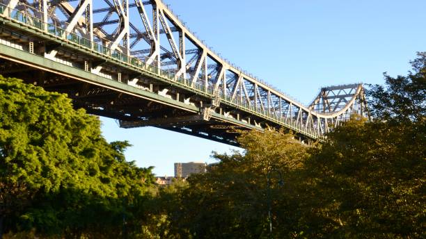 The Story Bridge across the Brisbane River carries traffic from Kangaroo Point into the CBD on a steel cantilever structure stock photo
