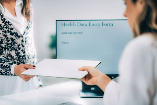 istock Signing Healthcare Medical Data Form 1408000931