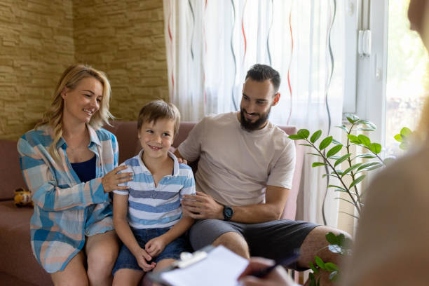 istock Couple with a son on a therapy 1408017734