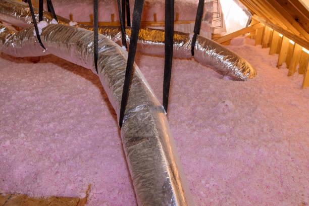 istock In the attic insulation roof, eco wool insulation is poured 1408062131