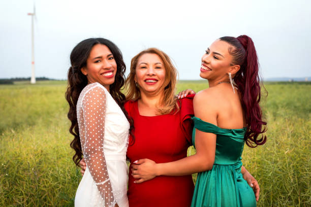 Vestidos De Dama De Honor Mexicanos - Banco de fotos e imágenes de stock - iStock Vestidos De Dama De Honor Mexicanos - Banco de fotos e imágenes de stock - iStock