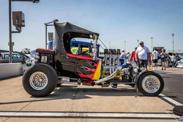 1923 Ford Model T Street Rod T Bucket Lebanon, TN - May 14, 2022: Low perspective side view of a 1923 Ford Model T Street Rod T bucket at a local car show. model t ford stock pictures, royalty-free photos & images