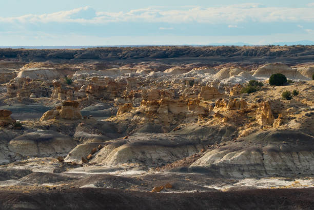 istock Hoodoos in Late Afternoon Sun 1408161892
