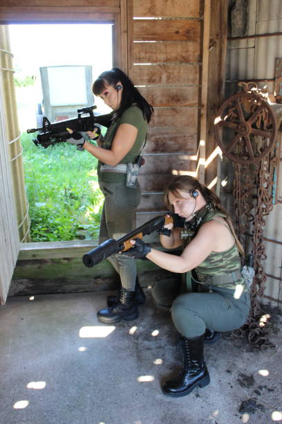 istock two female soldiers 1408172803