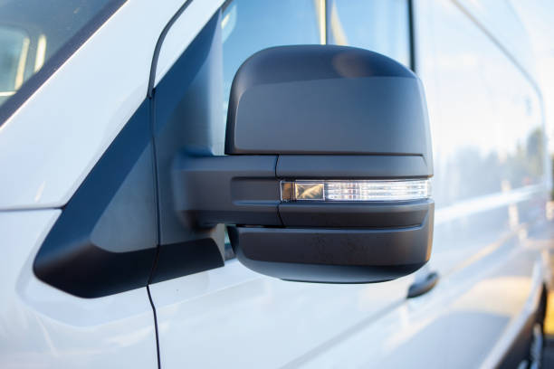 istock Large modern side mirror of the white van 1408200230