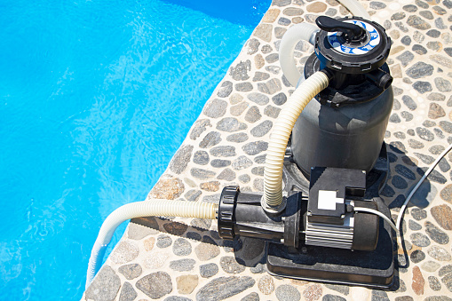 Swimming pool cleaning system