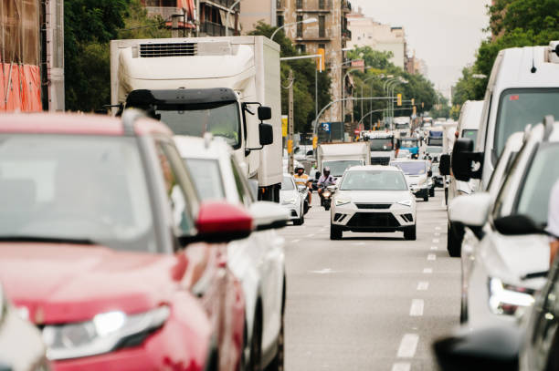 istock Traffic in a city 1408227580