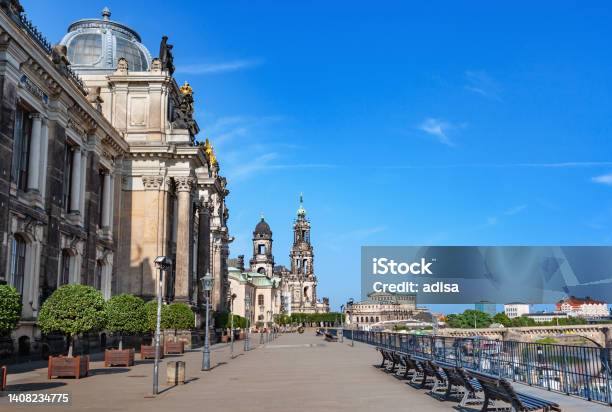 Bruhls Terrace In Dresden Stock Photo - Download Image Now - Brühl's Terrace, Dresden - Germany, Elbe River