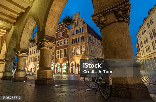 istock Bicycle City Münster - Bicycle at the Prinzipalmarkt 1408285719