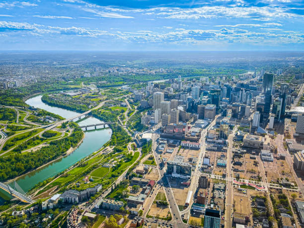 istock City meets nature 1408323883