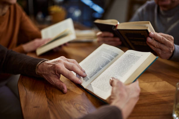 istock Book club at home! 1408377642