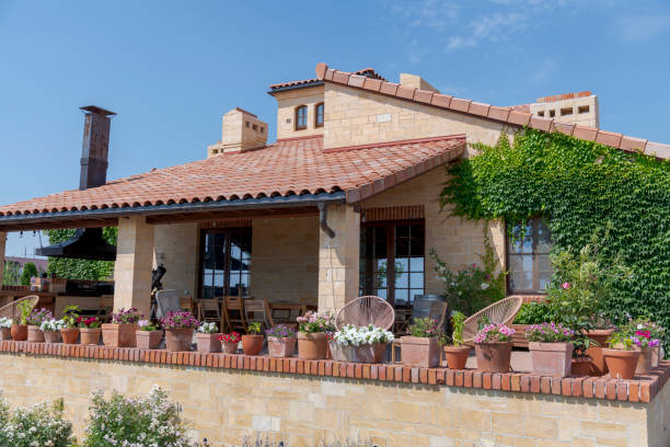 istock Italian style house 1408495645