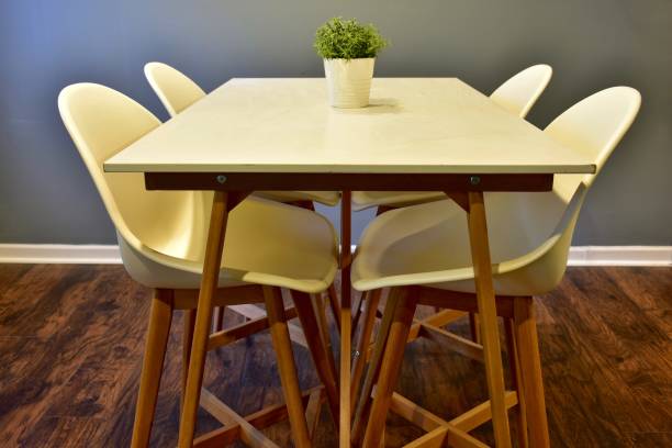 Table and chairs in the home eatery