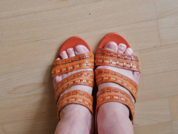Orangener Damensommerschuh