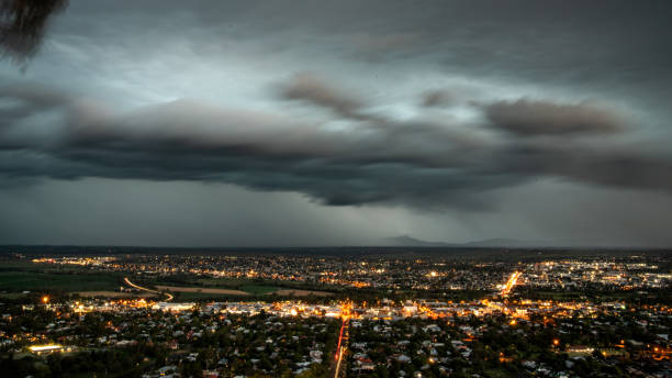 istock Storm over the city 1408605690