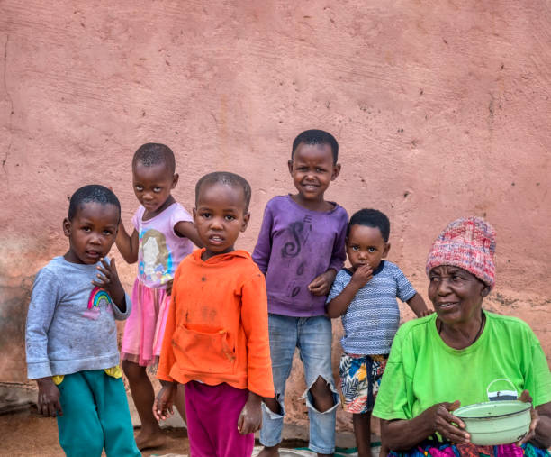 istock village African family 1408672222
