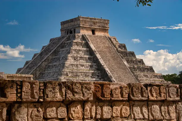 Different view of the kukulkan pyramid in Chichen Itza