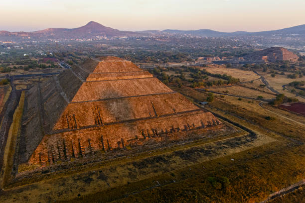 istock Sunrise over the Teotihuacan pyramid, Mexico 1408684060