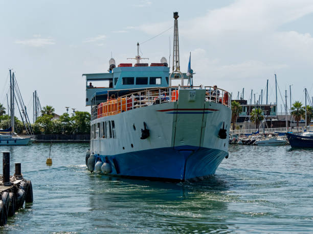 istock big blue ferry boat leaving ftom harbour in la spezia 1408687322