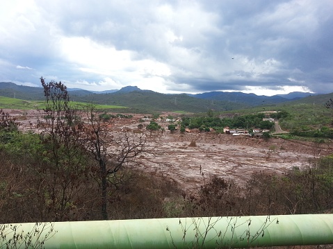 Mining dam failure in Bento Rodrigues, Mariana/MG (Biggest environmental disaster in Brazil)