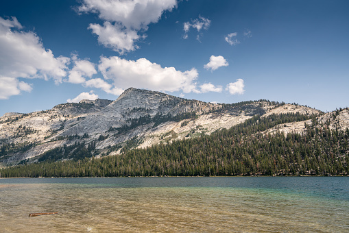 Landscape of Tenaya lake in Yosemite national park