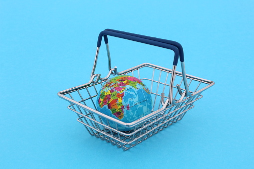 Miniature basket and model of the planet.