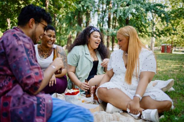istock Conversations outdoors with the best people 1408880880