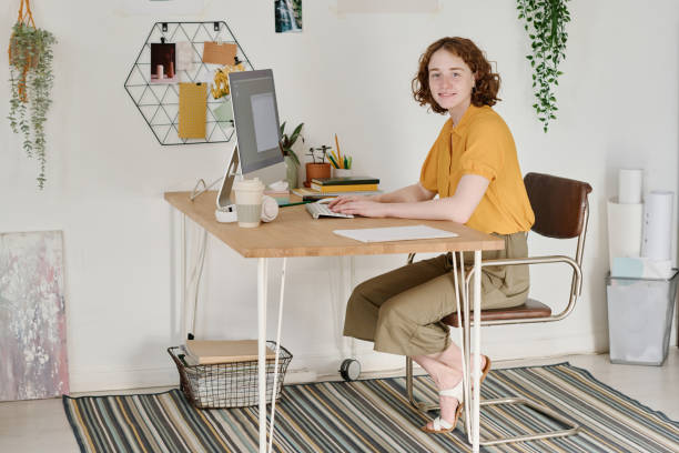 A freelancer working on her table