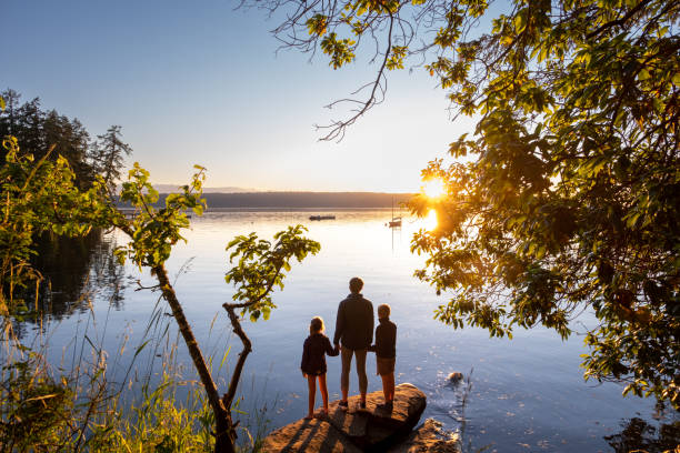 istock Seaside family vacation 1409024855