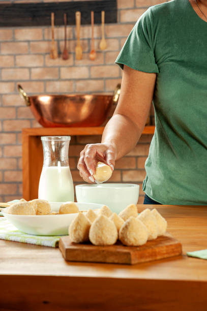 istock Brazilian chicken croquette - Coxinha de frango 1409127995
