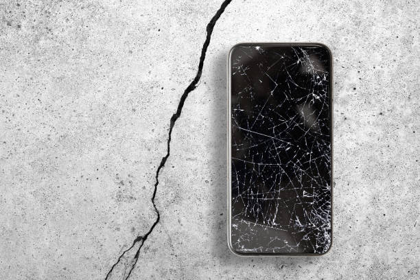 5,000+ Broken Iphone Stock Photos, Pictures & Royalty-Free Images - Istock  | Broken Iphone Screen