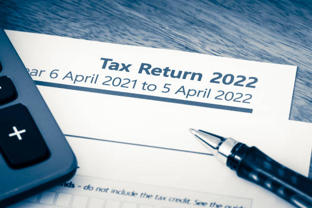 istock Tax return form UK 2022 1409160611