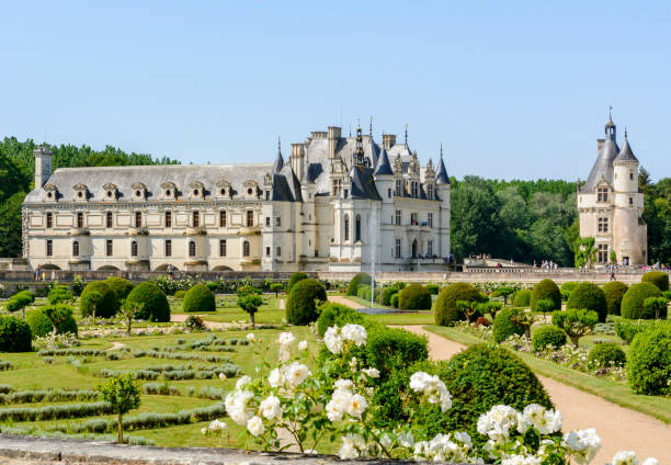 春のシュノンソー城 (chateau de chenonceau) 庭園、ロワール渓谷、フランス - chateau de chenonceaux ストックフォトと画像