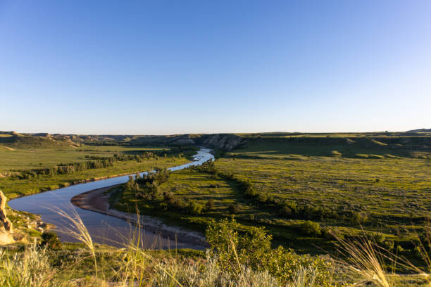 istock The Missouri River at dusk 1409178190