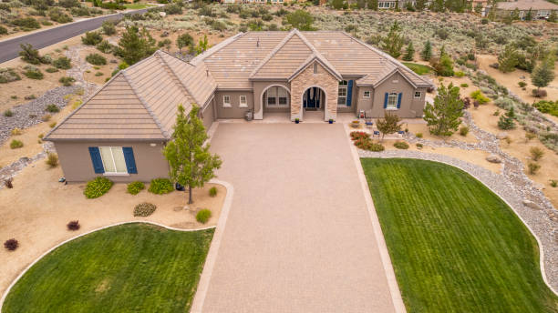istock Large Home Exterior Nevada 1409181131
