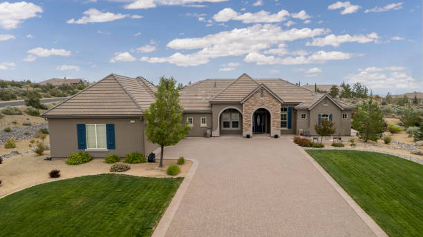 istock Large Home Exterior Nevada 1409181169
