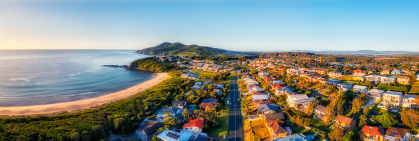 istock D Forster 1 mile hawke to town mid pan 1409186038