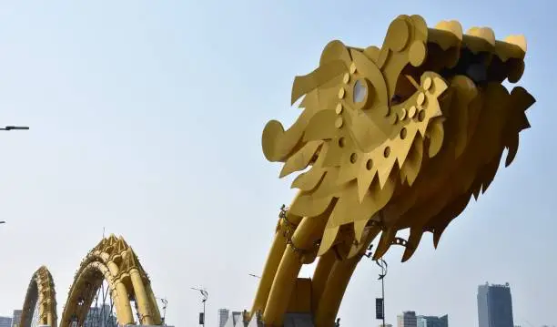 Photo of Yellow Dragon Bridge in Da Nang, Head Frame Right