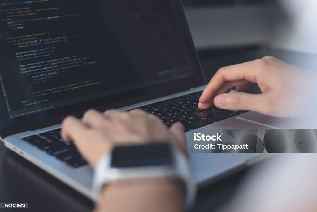 Layar Coding Pemrograman Pengembangan Perangkat Lunak Programmer Man Software Developer Coding ...