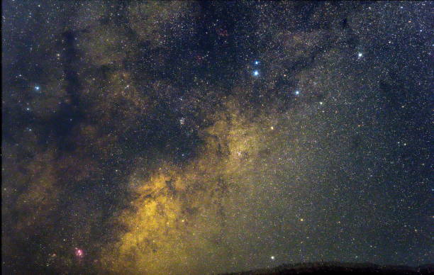milky way with the lagoon nebula and the center of the galaxy - lagoon nebula imagens e fotografias de stock