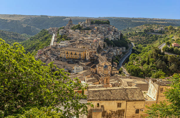 istock Sicilian baroque houses 1409309366
