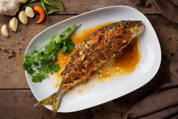 istock Fried fish with sweet chili sauce 1409331417