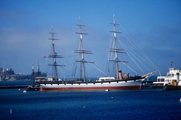 istock Port of San Francisco 1409452250