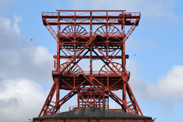 estructura de la mina de carbón en alemania - color image gelsenkirchen ruhr architecture fotografías e imágenes de stock