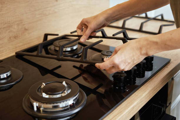 istock Installation gas stove grill after cleaning in kitchen 1409464866