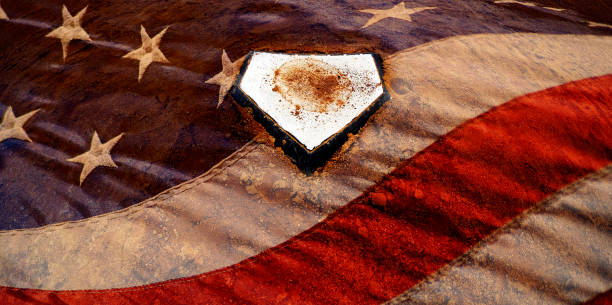 главная тарелка бейсбол счет в игре американский флаг - baseball diamond стоковые фото и изображения