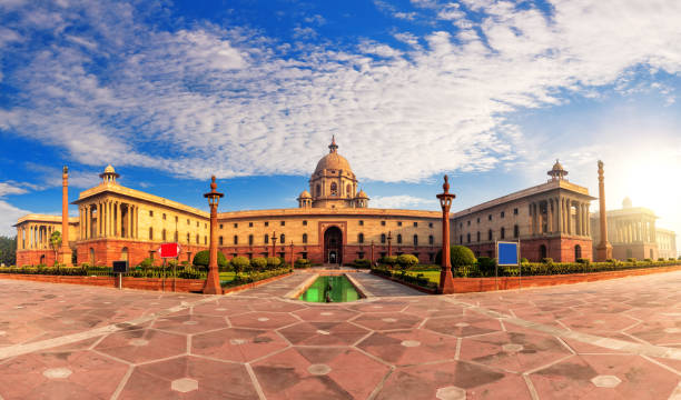 o palácio presidencial ou o rashtrapati bhavan ao pôr do sol, nova deli, índia - rajpath - fotografias e filmes do acervo