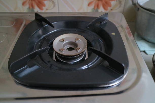istock black square placemats on the gas stove 1409510067